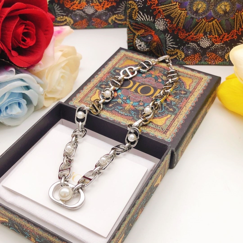 chr1st1an D10r necklaces